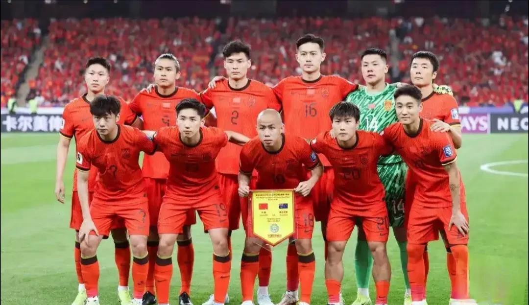 随着印尼1-0巴林，亚洲世预赛C组第八轮结束，积分榜更新如下：
1，日本男足—2