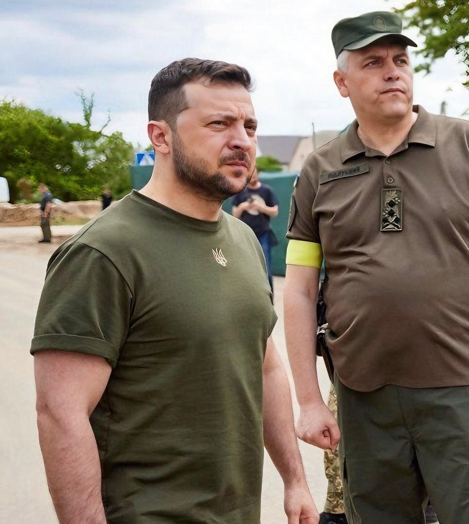 一夜之间，风向大变！



法国、英国和美国等多家西方媒体都开始指责泽连斯基撒谎