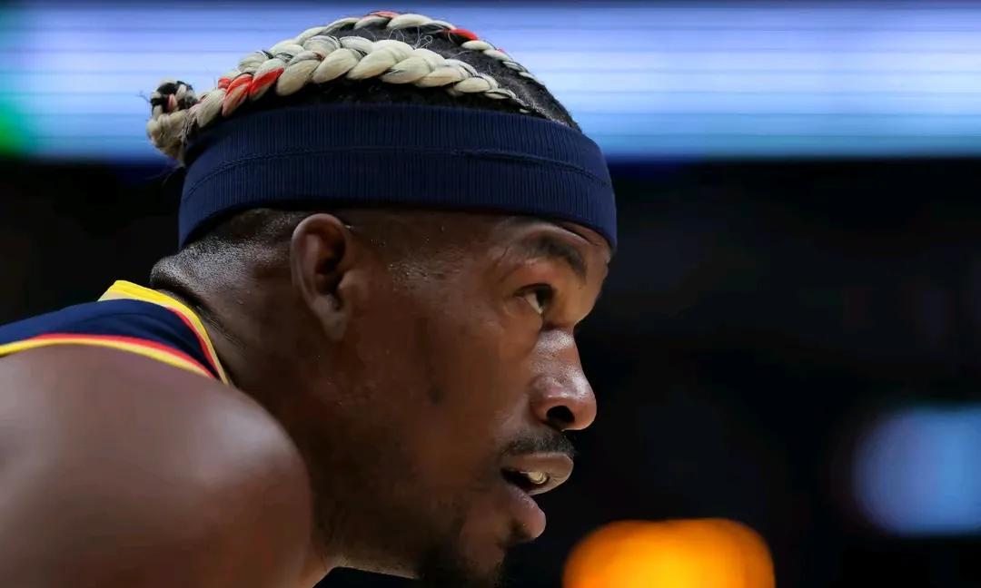 不懂就问：巴特勒8次出手得28分，是否创造了NBA纪录？
昨天在勇士队对马刺队的
