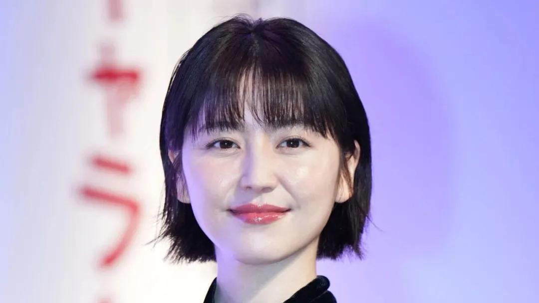 日本美女长泽雅美宣布结婚！网友受到打击