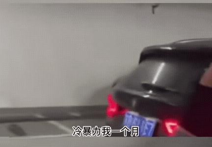 当律师的丈夫出轨有夫之妇，空姐抓住出轨的丈夫，对拍视频的人表述，说得清清楚楚“冷