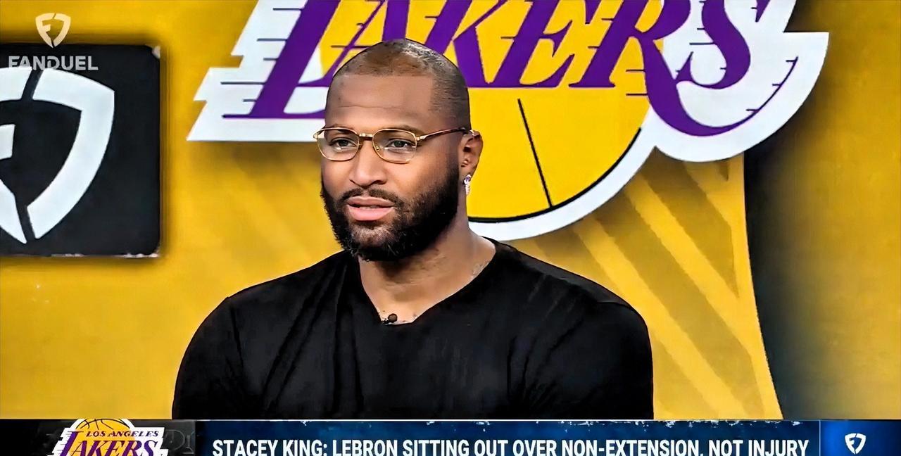 前湖人球员考辛斯所言极是啊！
考神近日在一档播客节目中谈到前队友詹姆斯说道：“这