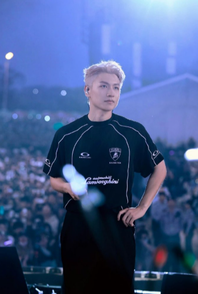 话说他现在还有拍戏的计划吗？以前看他电视剧的觉得演技挺自然的