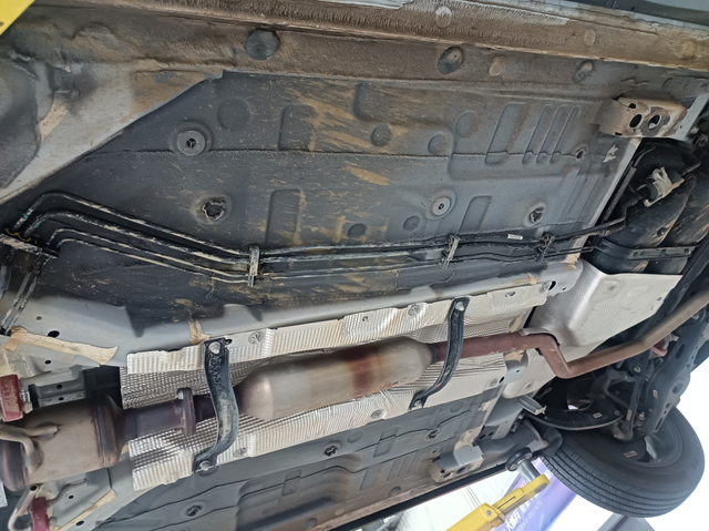 新车有氧化
这种算生锈不？