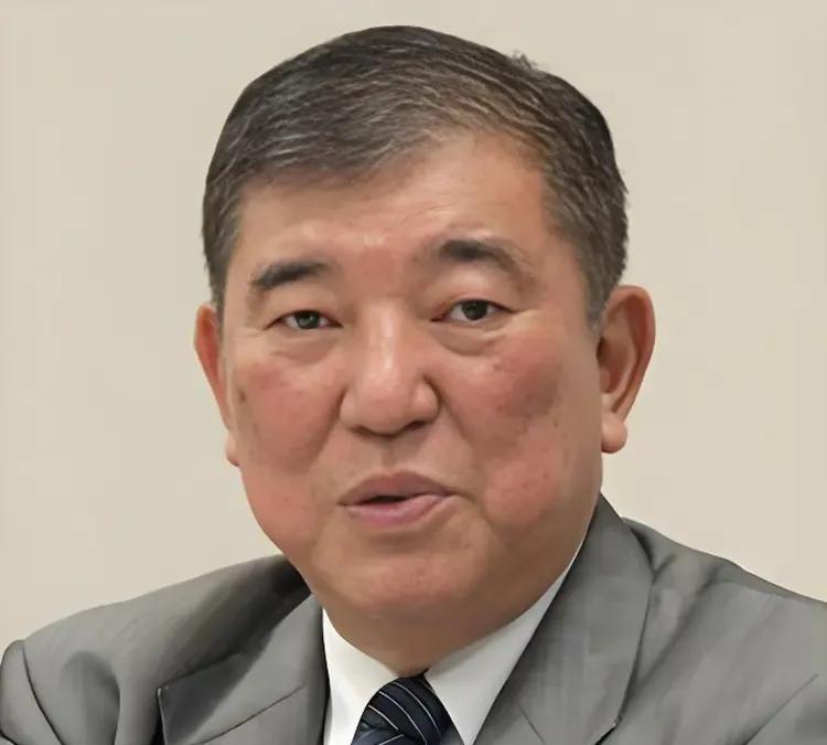 日本首相石破茂对泽连斯基和特朗普激烈争吵只轻描淡写的表示“意外”。 
石破茂没有