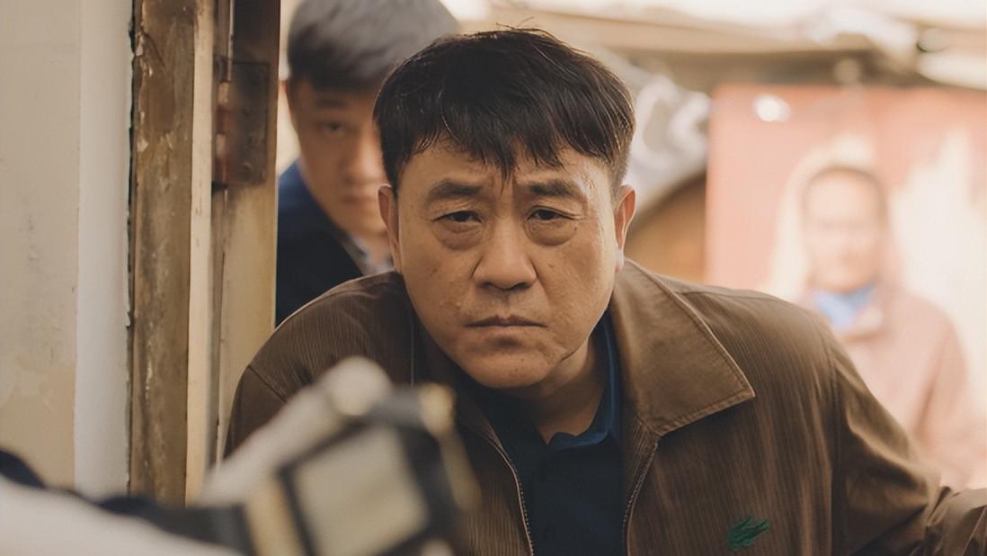 苦等两年，央视《刑警的日子》开播就爆了，但这AI换脸也太假了吧