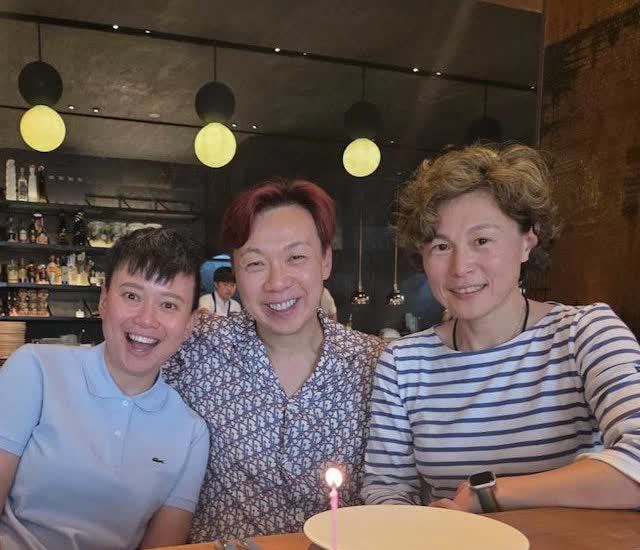 本港富商赵世曾风流一生，一直未有结婚，于70年代与歌手姚炜相恋，两人育有女儿赵式