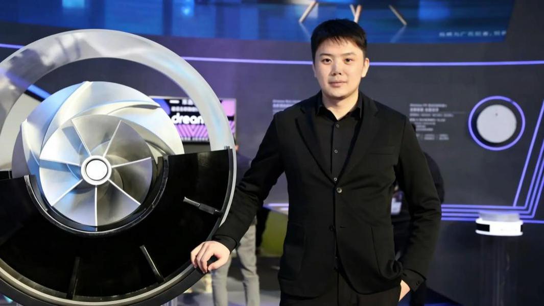 观“追觅俞浩改名”有感，互联网，请别把“企业家”逼成“网红”