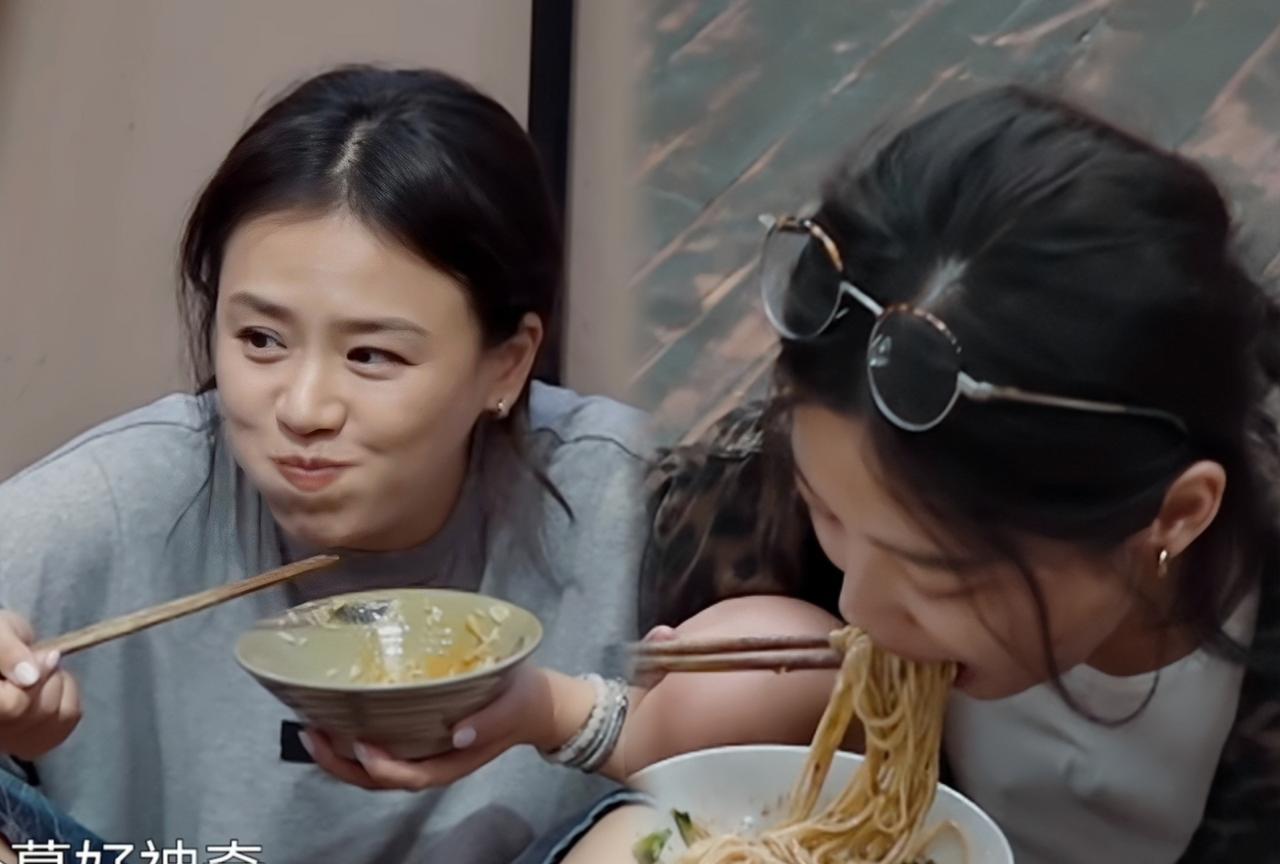《向往的生活》最新一期好看度直线上升！因为来了两位有趣的女演员：辛芷蕾和马思纯！