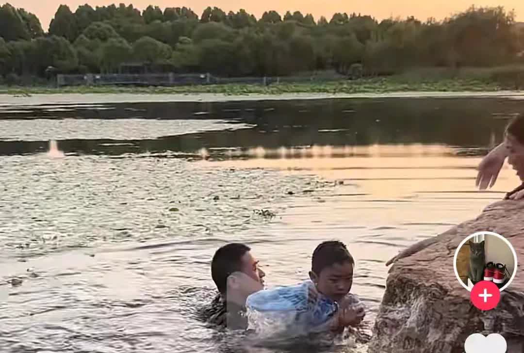 好样的！江苏男子勇救落水男孩后默默离开，孩子妈妈全网寻恩人！