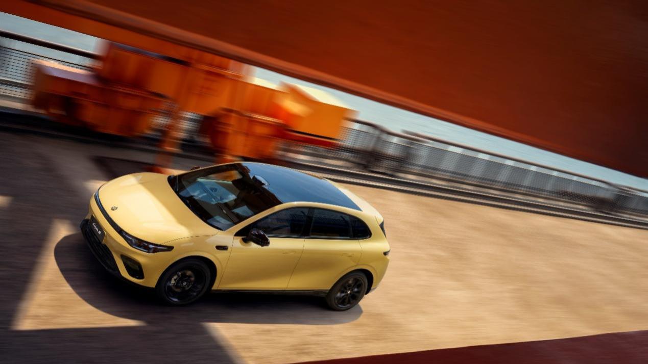 欧罗巴风味的中国运动两厢钢炮，别样风情的情绪价值零跑给你