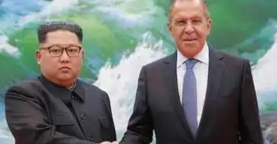 终于明白我国为啥一直没援助俄罗斯，看朝鲜如今处境就明白了，当时俄乌打的火热时，朝