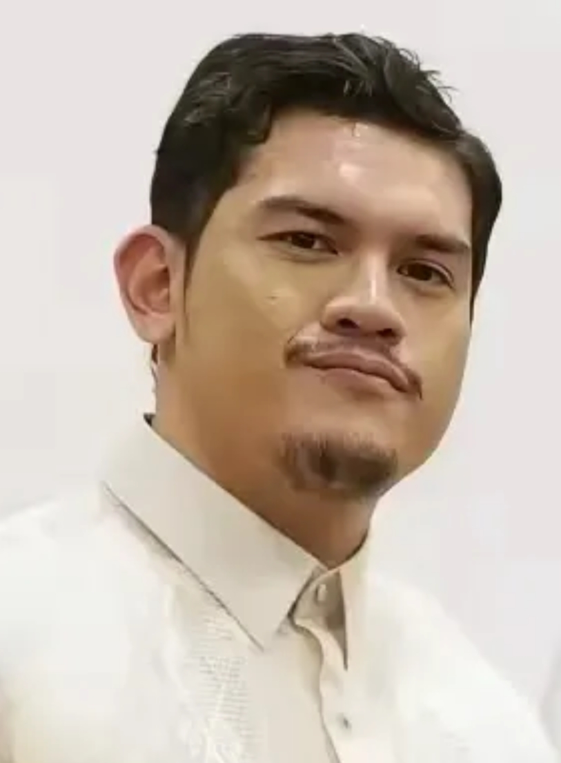 杜特尔特儿子喊话菲律宾总统马科斯：“我父亲让你父亲下葬国家英雄公墓，而你却把我父