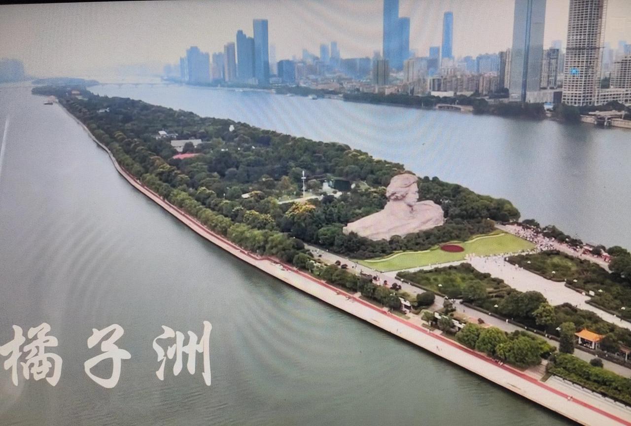 #分享我的生活碎片# 
今天做的最有意义的事是和孩子一起预习新高一的课程，最受启