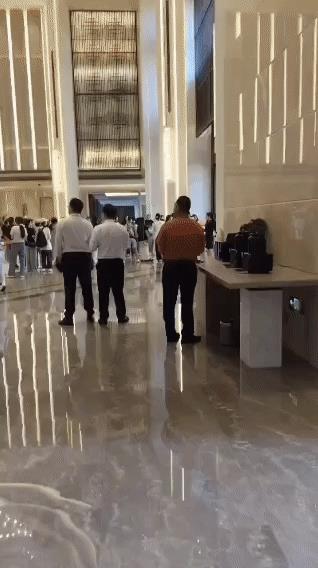 山东魏桥是真的很会做生意，去年乒超带火了向尚运动和嘉嘉家纺，后来又带火了212汽