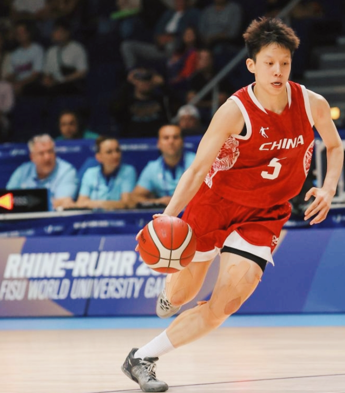 中国女篮希望不灭。苦战加时，逆转欧洲劲旅，昂首挺进决赛！

北京时间7月24日，