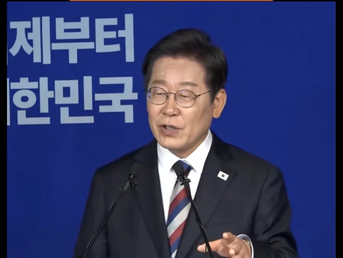 李在明刚上任就提出了一件旧事！
李在明说要彻查2014年世越号沉船事件，这起事件