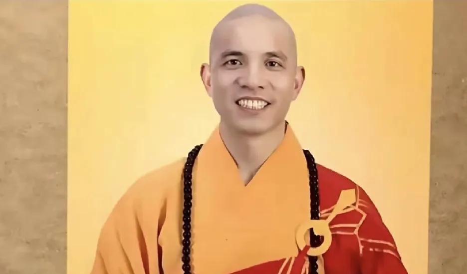 7月29日，少林寺管理处发布通报，依据《汉传佛教寺院住持任职办法》，经民主评议与