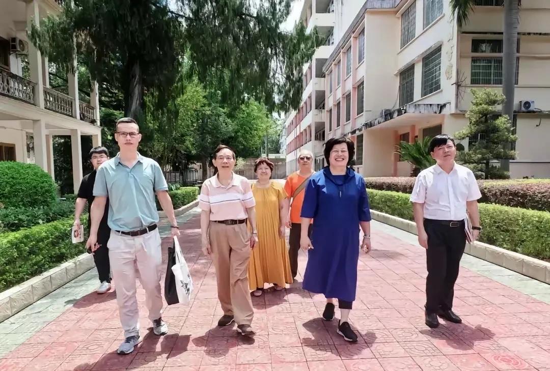南方医科大学回应：阮少平“中国人民解放军第一军医大学原常务副校长”身份系伪造
前