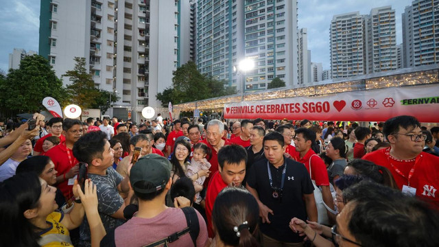 比亚迪再获海外认可，总理李显龙点赞元PLUS为新加坡国庆加电