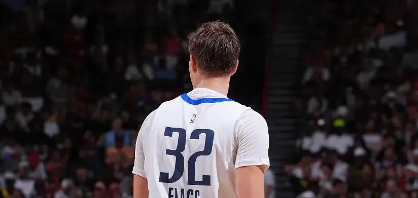 NBA情报局7月11日讯    基德睁眼说瞎话的本事又精进了！吹弗拉格