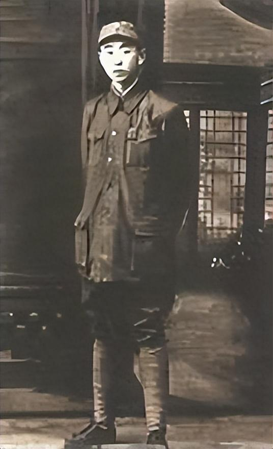 1979年，一代名将郑维山最终因为生活低头了，他给昔日领导人徐向前写了一封信，告