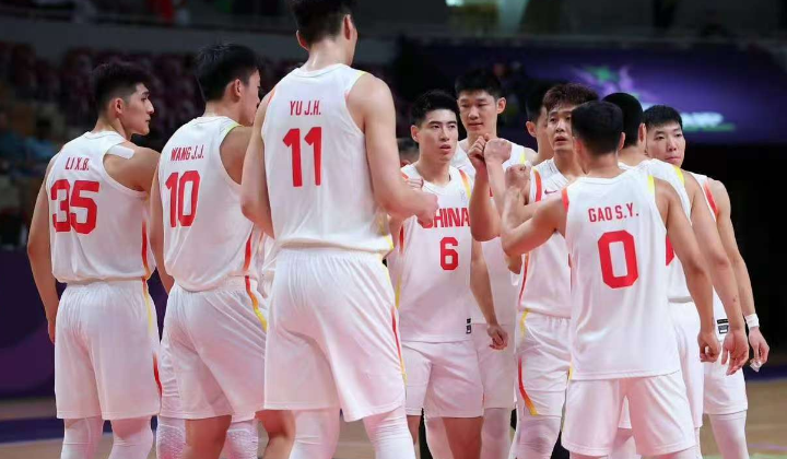 北京时间8月17-18日，男篮亚洲杯赛程安排如下：

第一场17日19：00三四