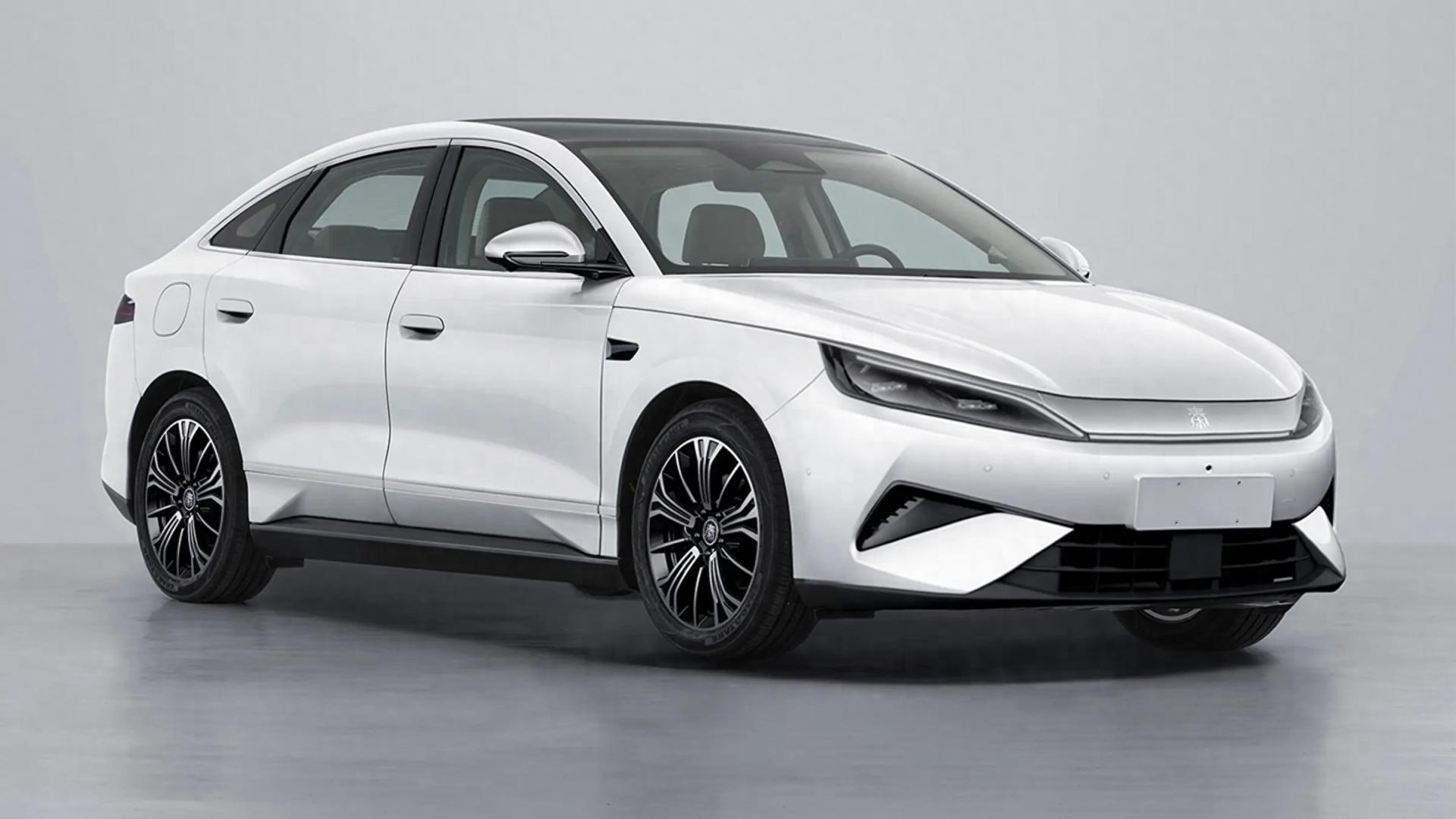 比亚迪秦MAX最新信息曝光！续航最高630公里，两个动力版本