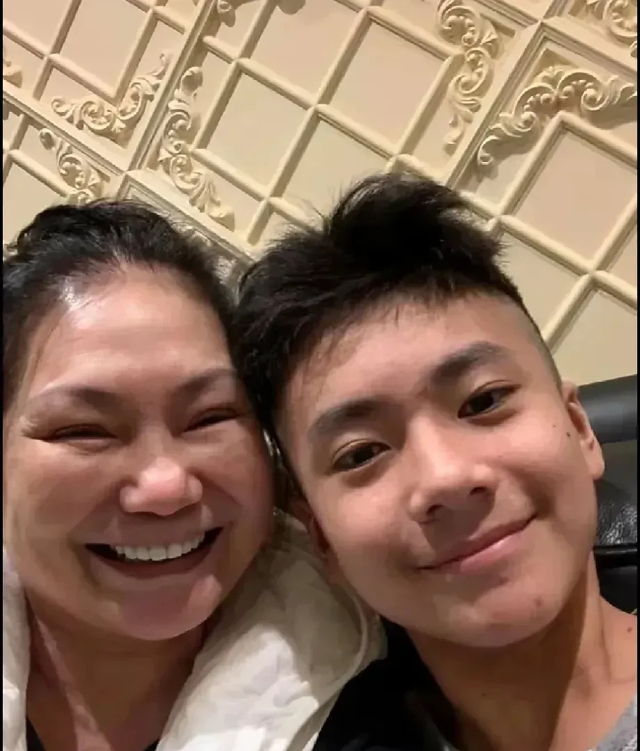 大S母亲向汪小菲讨要巨款











我的天哪！这也太让人震惊了吧！大