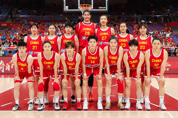 中国女篮热身赛4连胜，分别双杀波黑和日本，两赢波黑净胜113分，两胜日本净胜41