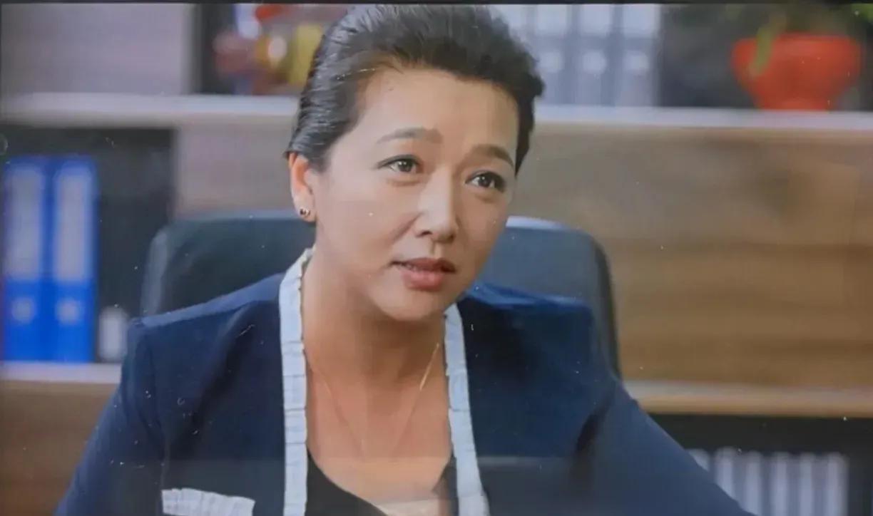 江珊、张国立首次搭档主演的电视剧《好久不见》，为什么观众说是″狗血剧”？
   
