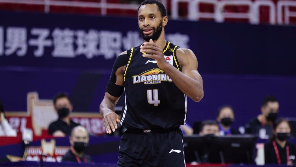 上海选择签约弗格，为什么呢？