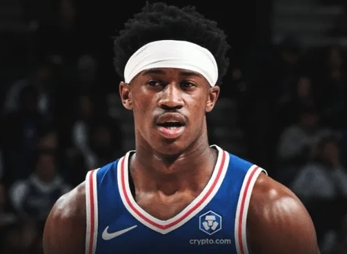 NBA常规赛76人主场迎战奇才的比赛已经结束。全场战罢，76人以131-110战