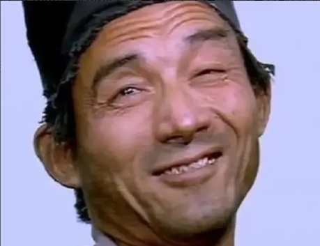 1985年，游本昌拍完《济公》后爆红，可他却不顾劝阻，毅然决然地剃度出家，皈依佛