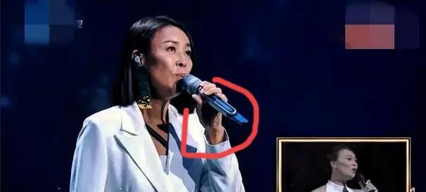 李佳薇在《歌手》直播大秀中演唱的《诀爱》
 被不少观众吐槽“难听”
为什么会“难