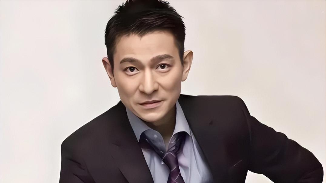 刘德华自然老去引热议 网友赞其自律精神永驻