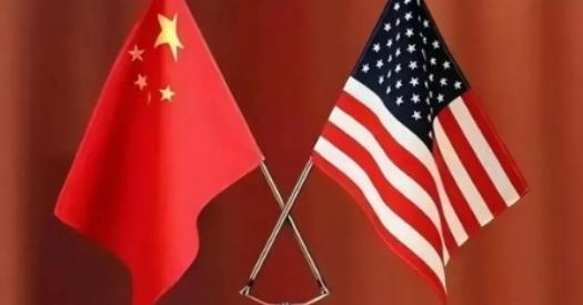 很多人以为中美的矛盾是中国的崛起威胁到了美国老大的地位，中国想上去而美国不愿意下