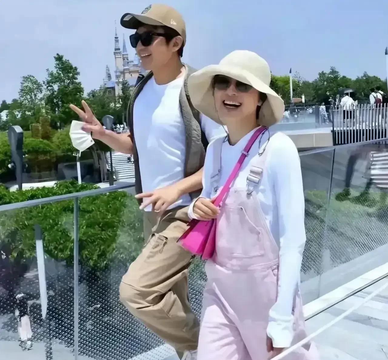邓超和孙俪怪不得分不开呢？原来是因为邓超离不开孙俪，离开孙俪生活技能一点没有！