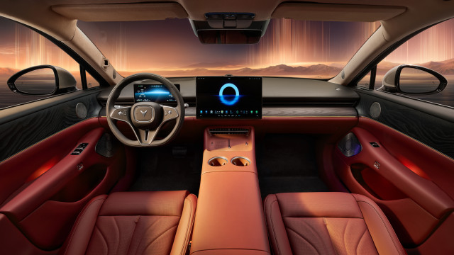 “新时代旗舰轿车”岚图追光L 12月10日压轴上市