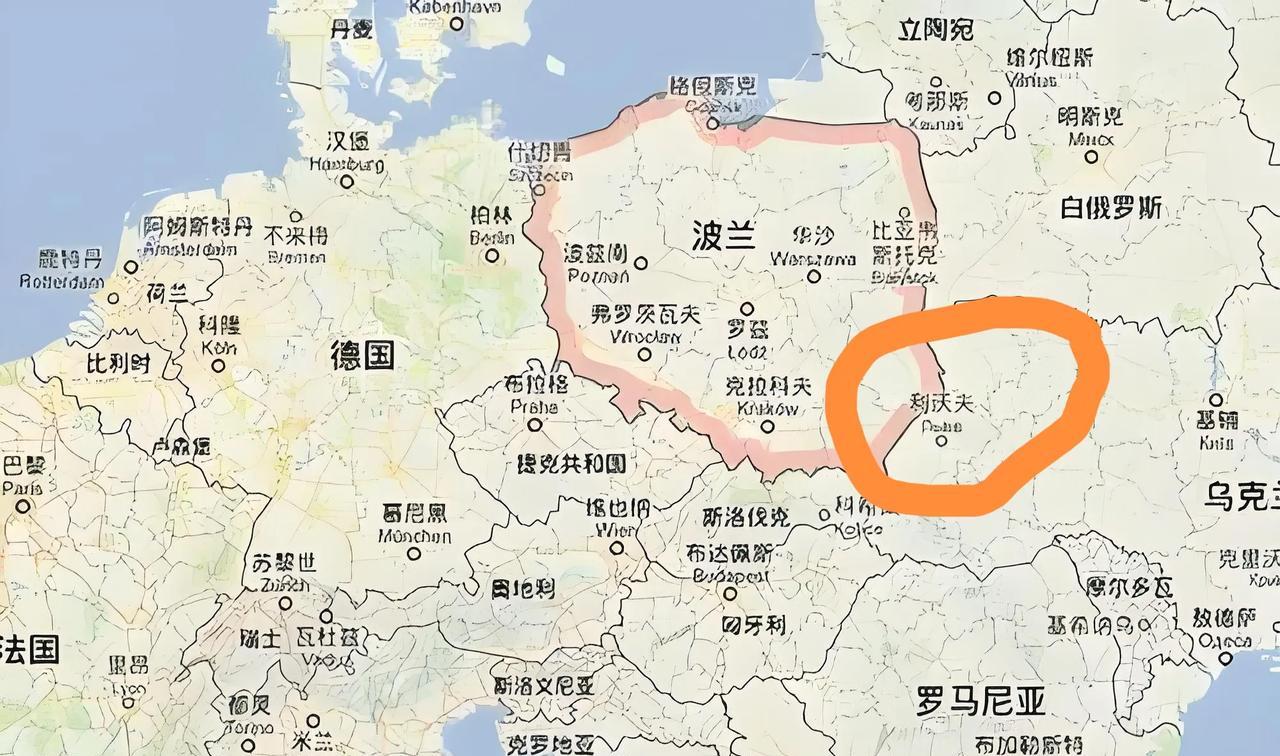波兰终于感到害怕了。
俄罗斯卫星通讯社4月10日报道，波兰国防部副部长塞扎里·托