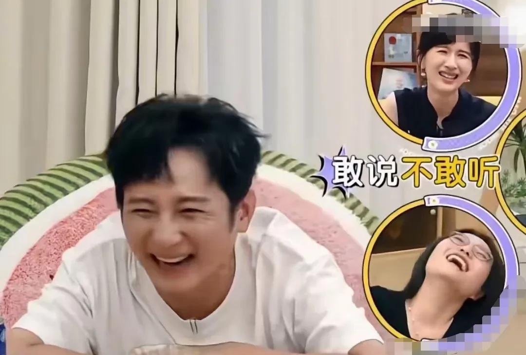 李维嘉说：“我和倪萍姐姐同时录一个节目，工作是从天亮一直到天黑的那种。倪萍姐姐一