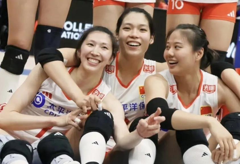 李盈莹因伤不能打比赛时，龚翔宇+吴梦洁+庄宇珊这组边攻线基本上会是中国女排铁定的