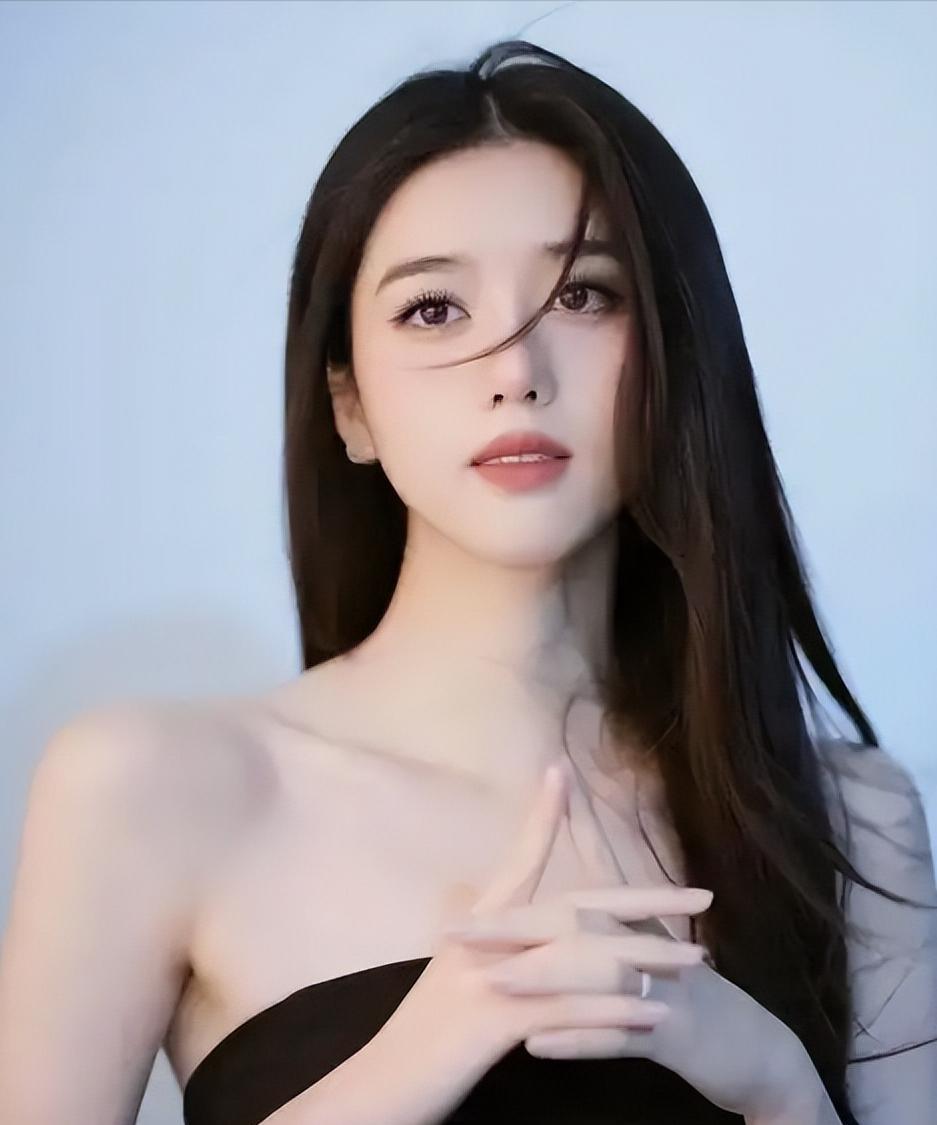 女艺人陷“辱华”争议，媒体：吃中国饭，砸中国锅，绝不容忍！
娱乐圈出了件让人特别