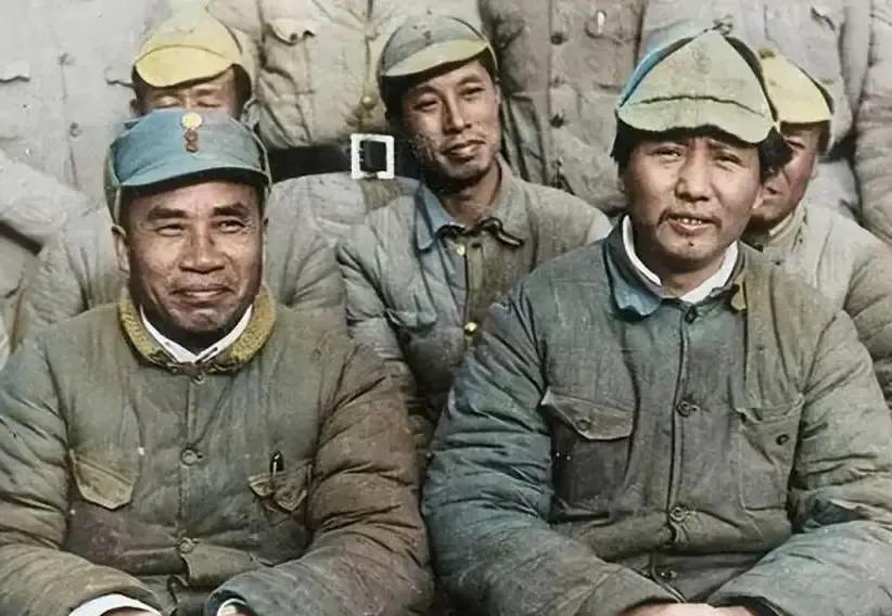 珍贵老照片
这才是真正的伟人，不是那个演员能演好的。