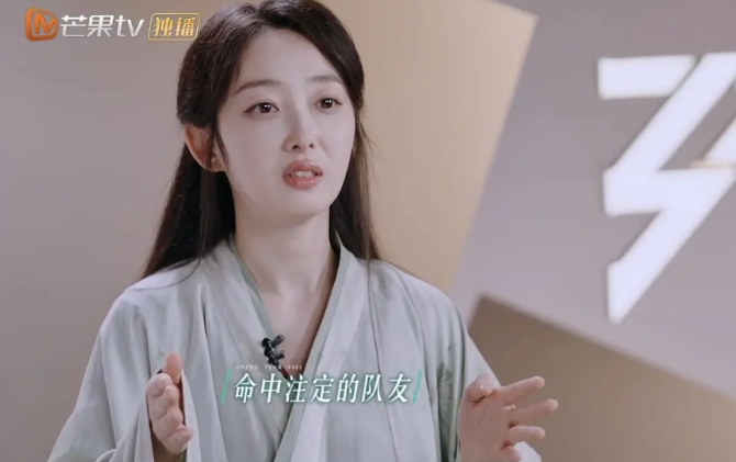 在《乘风破浪的姐姐2025》中，其实最有心机的不是曹颖，更不是陈德容，而是蒋梦婕