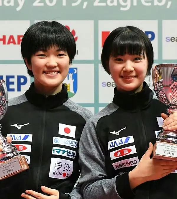 你知道吗？2025卢布尔雅那女单决赛中的长崎美柚和木原美优原来是一对亲密无间的好