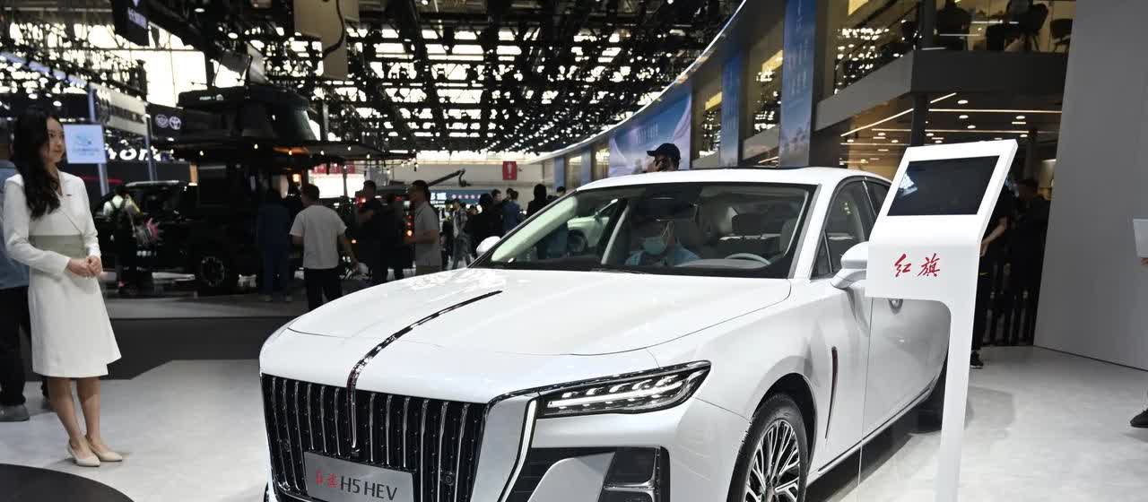 #红旗H5 PHEV#
嘿，您知道吗？红旗H5 PHEV，这位红旗H5冠军家族