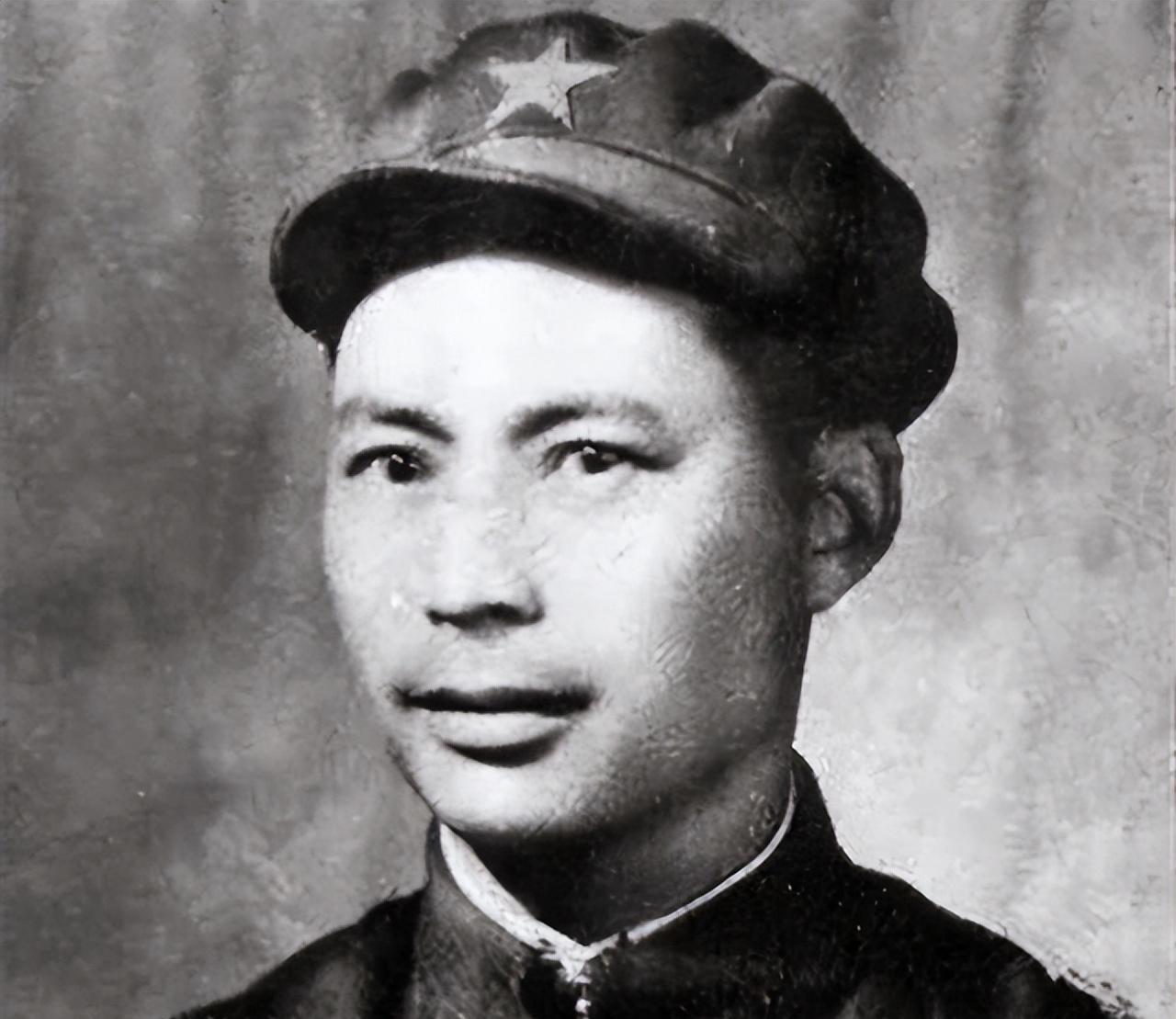 1952年，67军军长李湘在朝鲜战场视察完工事后，突然生了一场怪病，头部肿得像个