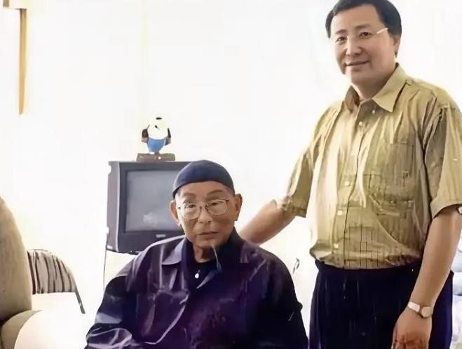 郭松龄的孙子去夏威夷拜访少帅，只见少帅表情凝重！张学良晚年多次感慨：“如郭茂辰在