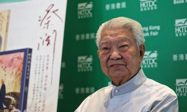 蔡澜逝世｜助邵氏嘉禾进军日本市场，目击成龙拍《龙兄虎弟》险死！
蔡澜先生于202